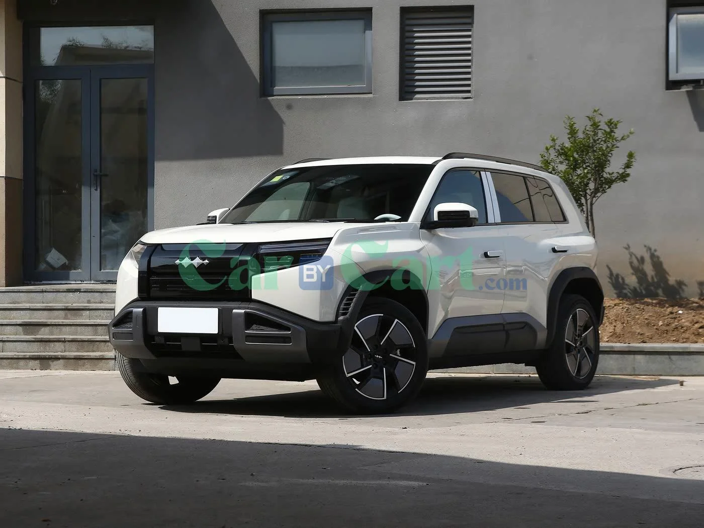 Leopard Titanium 3 2025