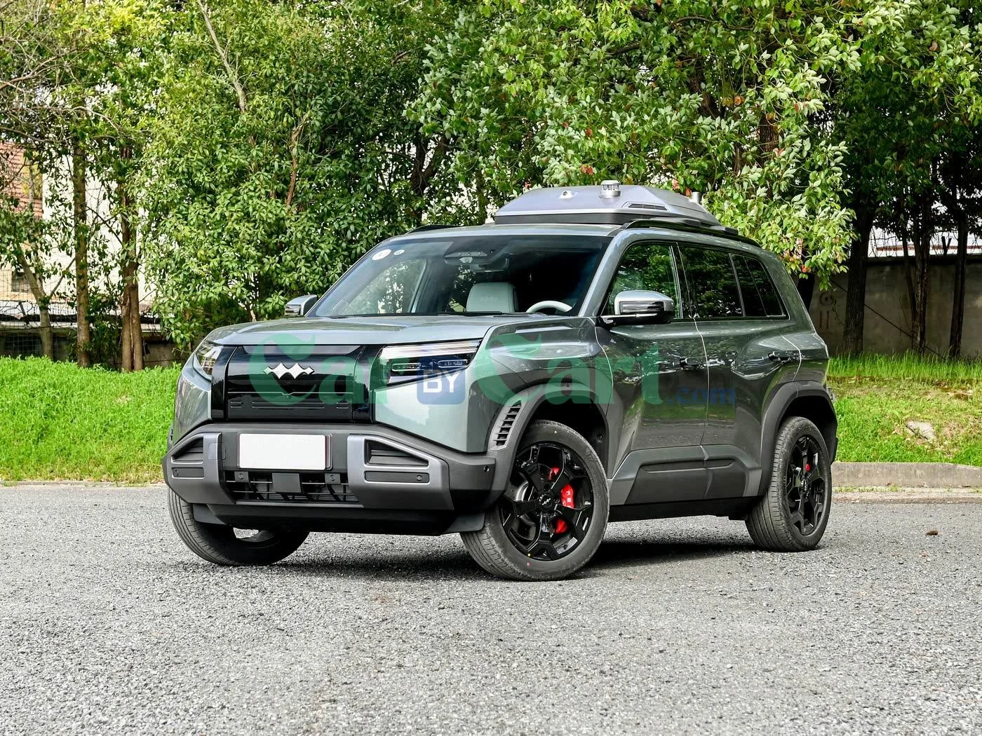 Leopard Titanium 3 2025