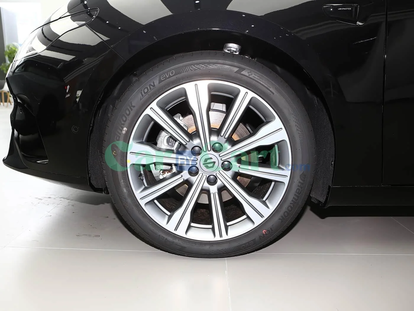 ١٠ سبوك 19بوصة