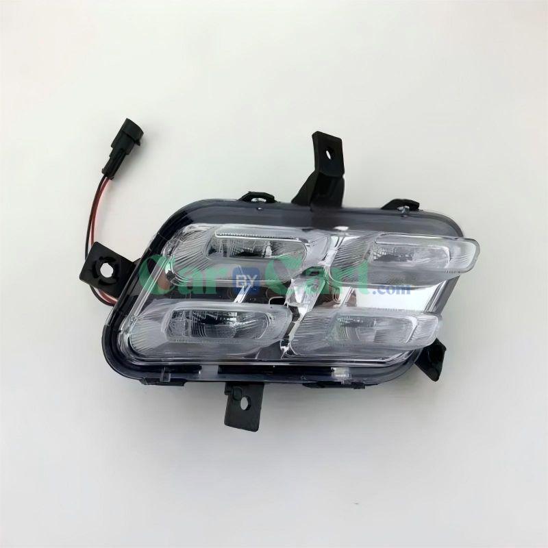 X70 left Daytime Running Lights