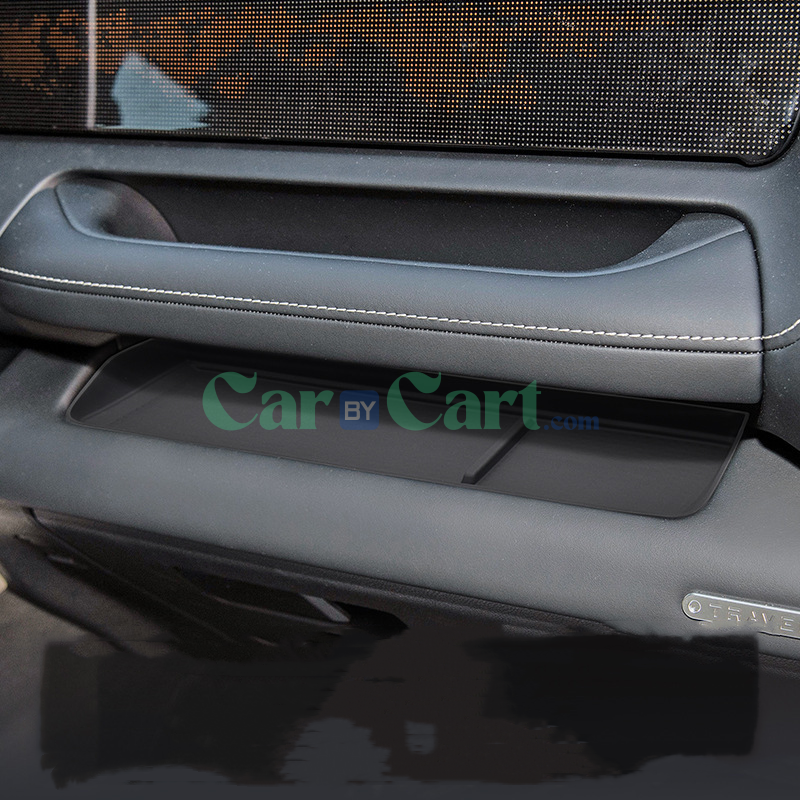 صندوق تخزين داشبورد الراكب الأمامي ٢٠٢٥ T1