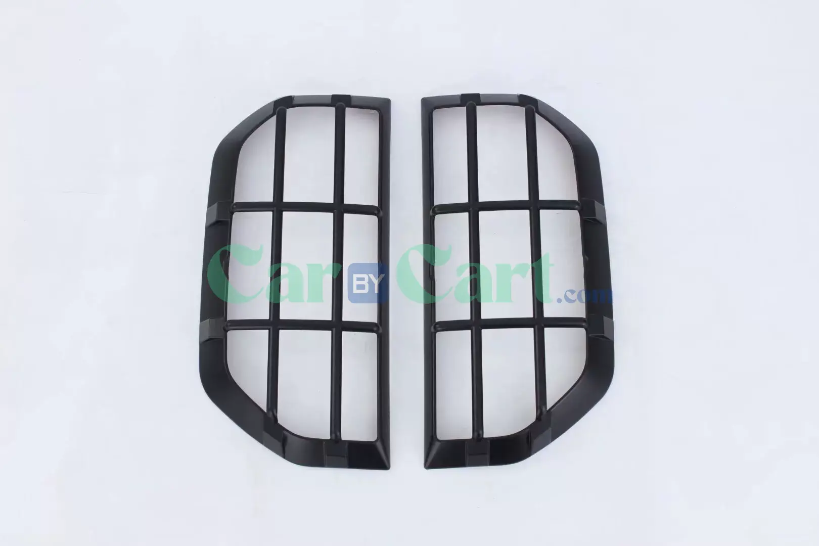 طقم اكسسورات ليوبارد ٥ برا